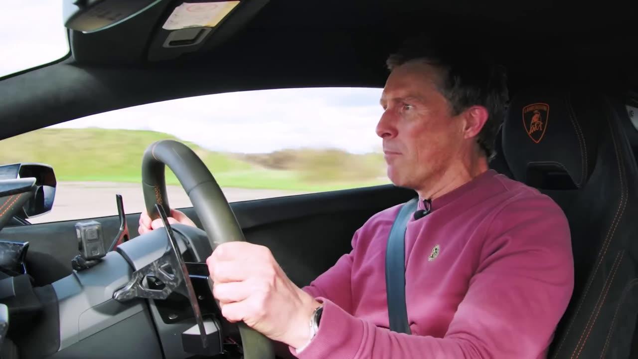 Ferrari vs Lamborghini: Who’s FASTEST in a Drag Race? 🏁🔥